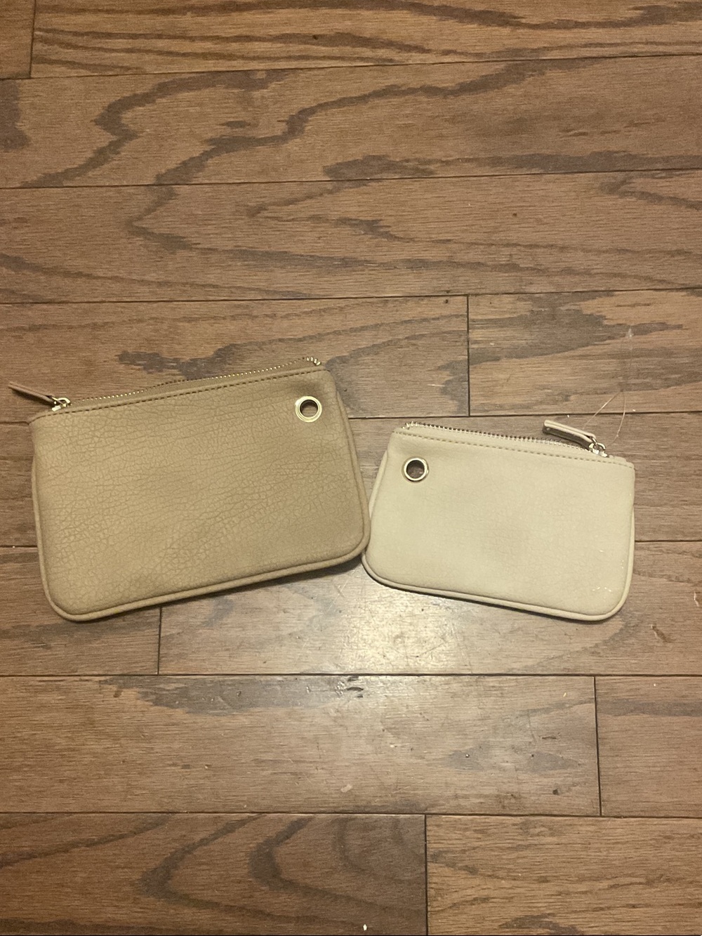 Neutral Leather Zip Pouch - Beige/Cream